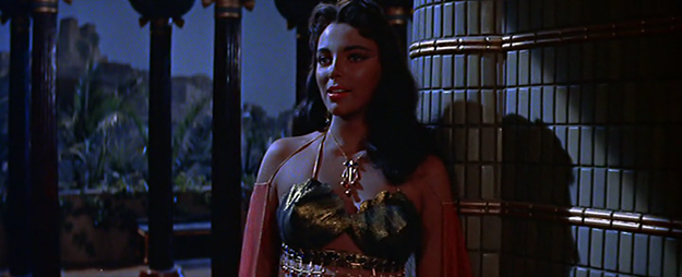 Land of the Pharaohs Howard Hawks