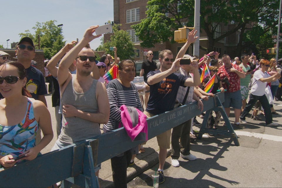 In Jackson Heights Frederick Wiseman gay pride crowd