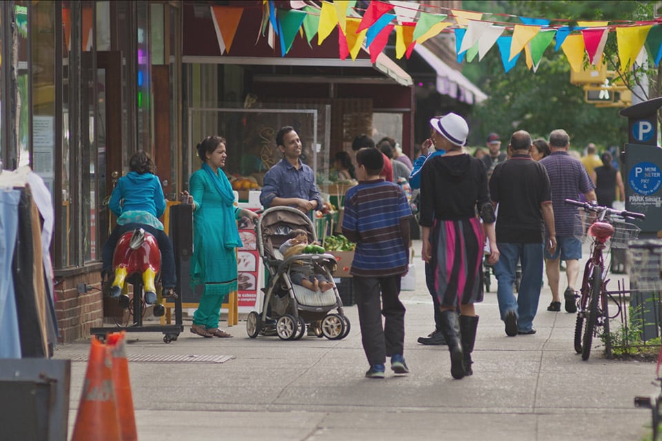 In Jackson Heights Frederick Wiseman