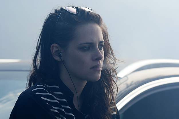 Clouds-of-Sils-Maria-13